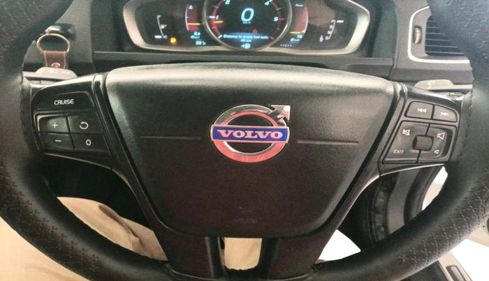 2013 Volvo S60 Kinetic D4, Diesel, Automatic, 1,68,269 km, interior