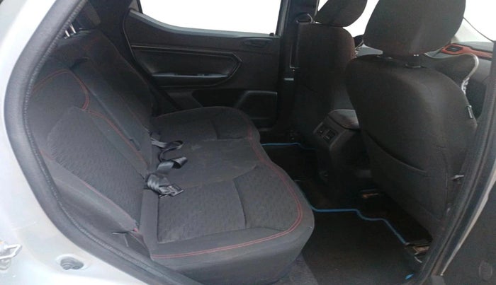 2022 Renault Kiger RXZ MT, Petrol, Manual, 26,366 km, interior