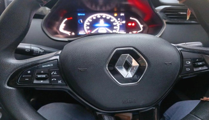 2022 Renault Kiger RXZ MT, Petrol, Manual, 26,366 km, interior