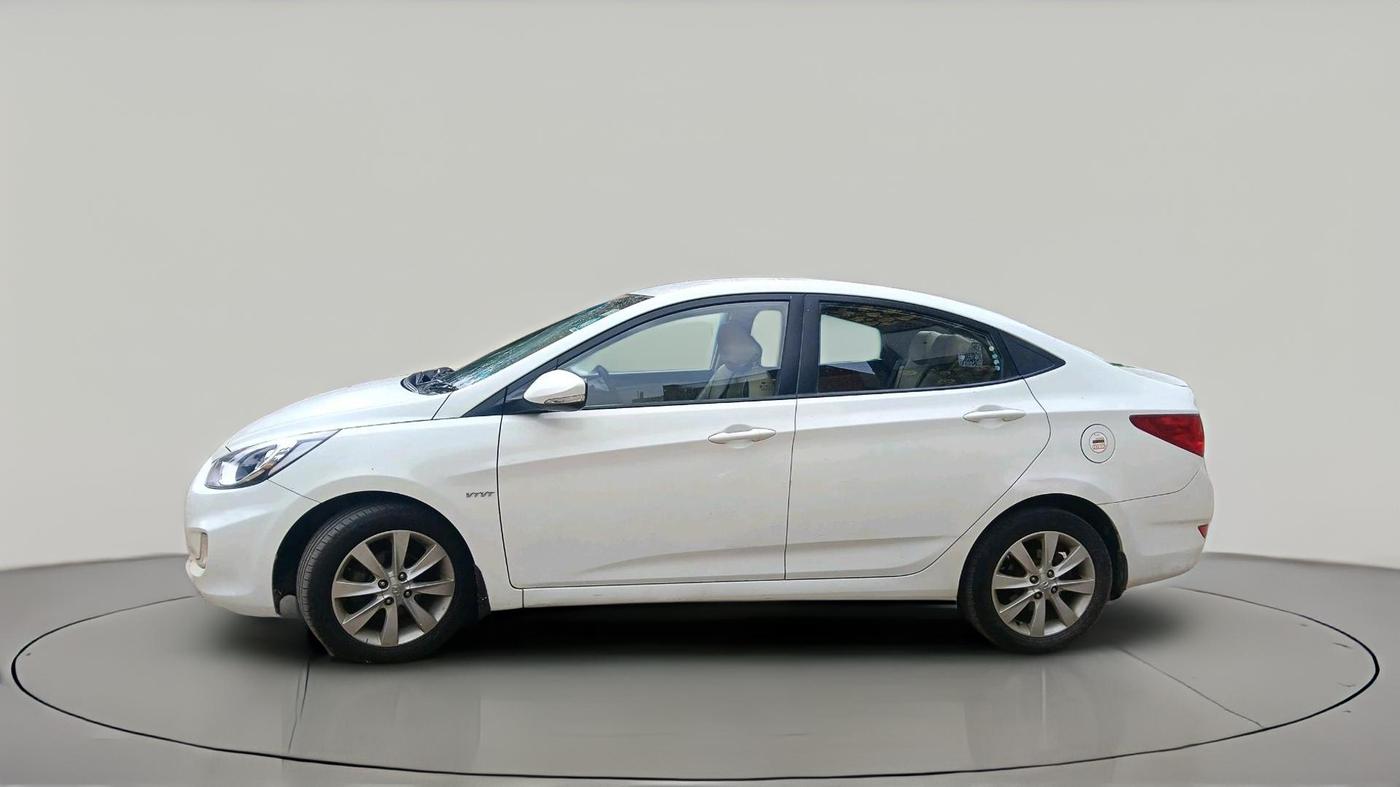 2012 Hyundai Verna FLUIDIC 1.6 VTVT SX, Petrol, Manual, 92,417 km, exterior