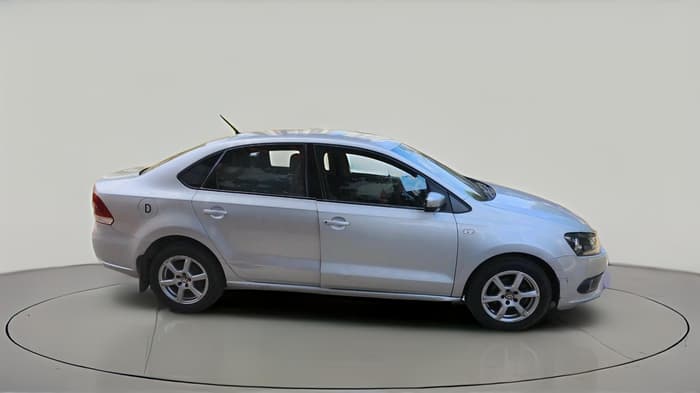 2013 Volkswagen Vento HIGHLINE DIESEL 1.6, Diesel, Manual, 96,345 km, exterior