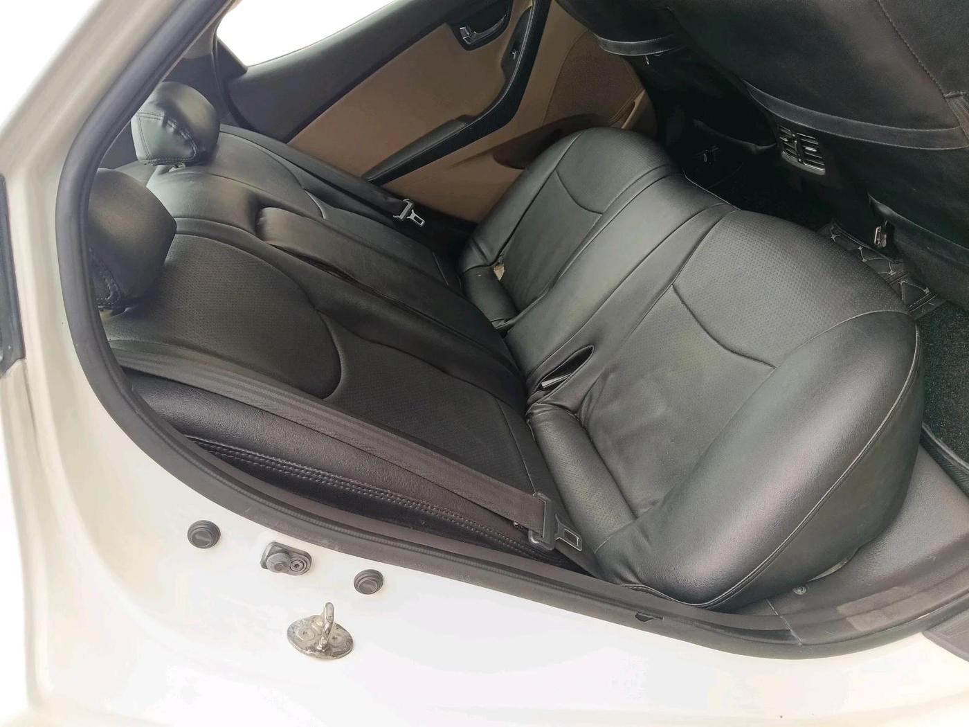 2014 Hyundai New Elantra 1.6 SX MT DIESEL, Diesel, Manual, 89,191 km, interior