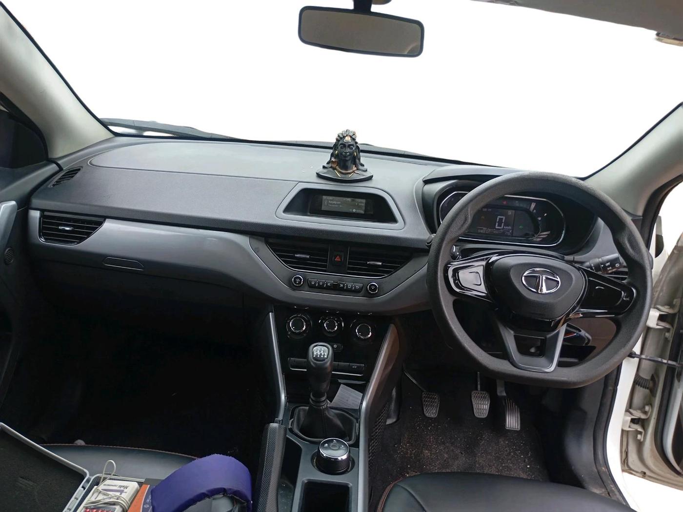 2021 Tata NEXON XM PETROL, Petrol, Manual, 54,697 km, interior
