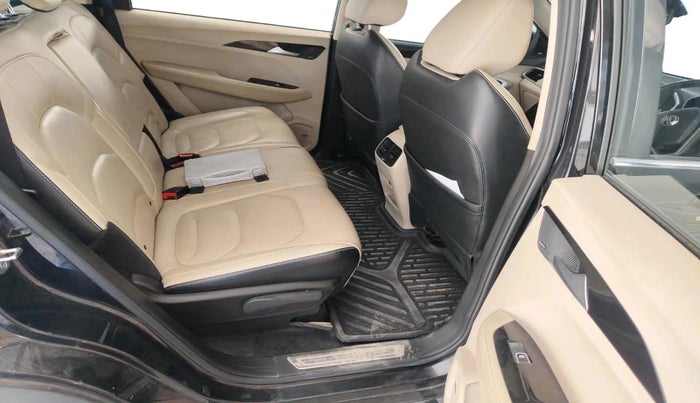 2022 MG HECTOR SHARP 2.0 DIESEL, Diesel, Manual, 93,577 km, interior