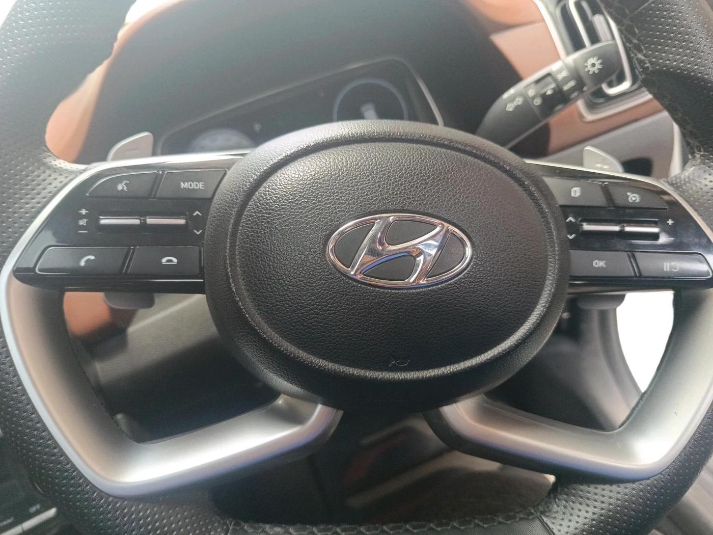 2022 Hyundai ALCAZAR 2.0 SIGNATURE (O) AT 6STR, Petrol, Automatic, 35,556 km, interior