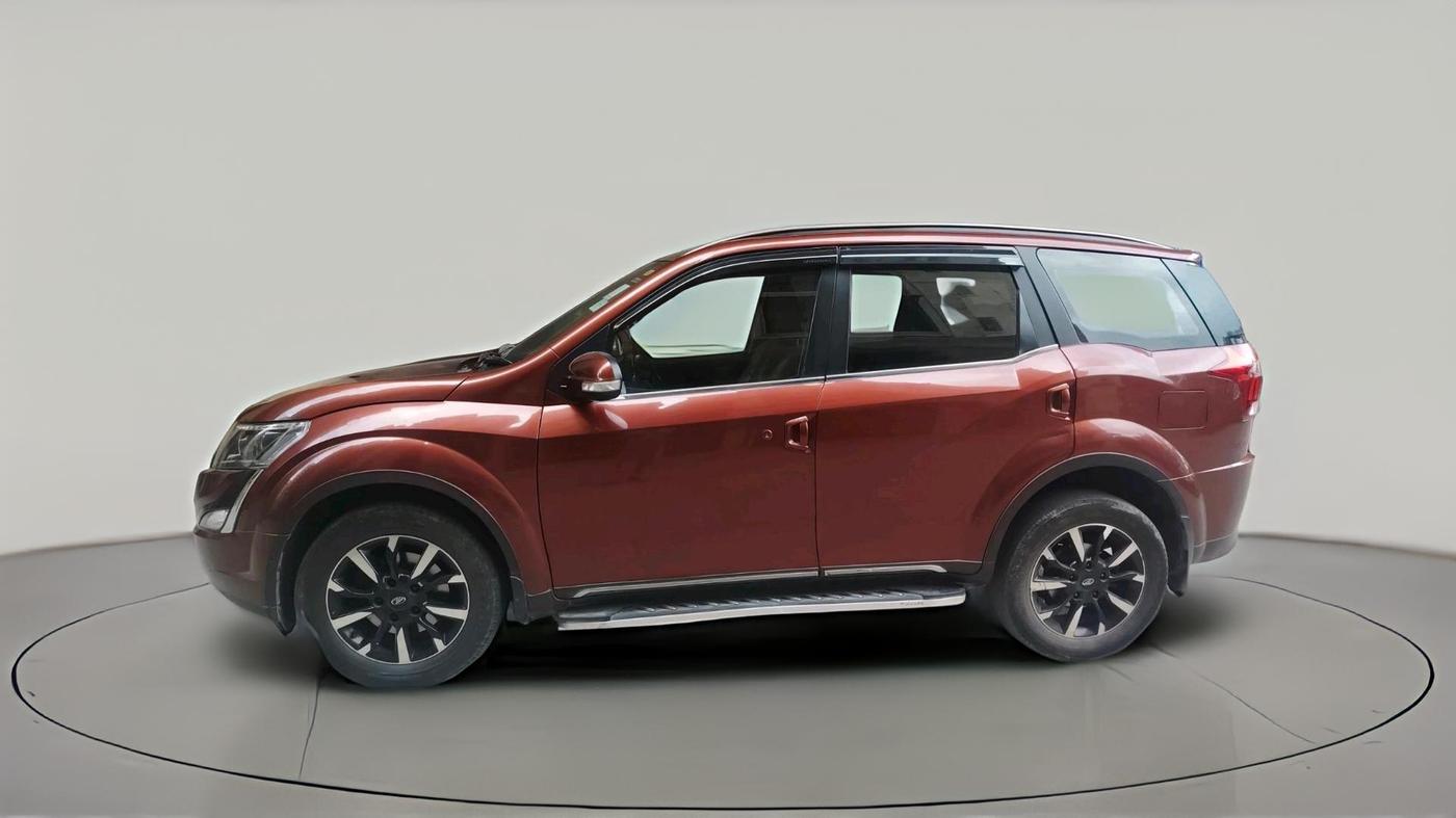 2018 Mahindra XUV500 W11, Diesel, Manual, 46,729 km, exterior