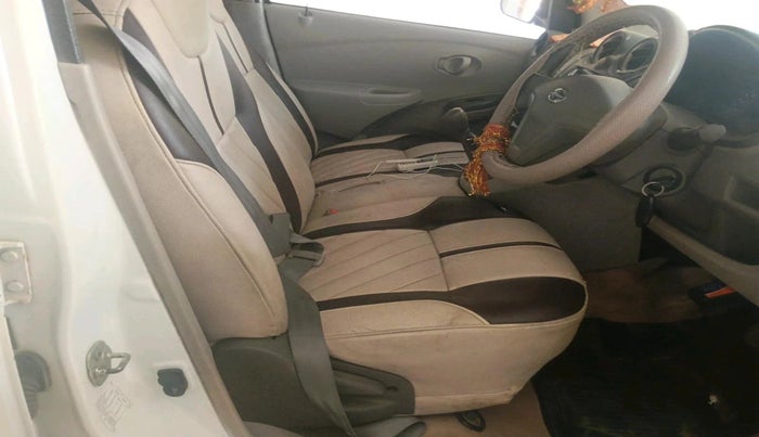 2014 Datsun Go T, Petrol, Manual, 1,39,973 km, interior