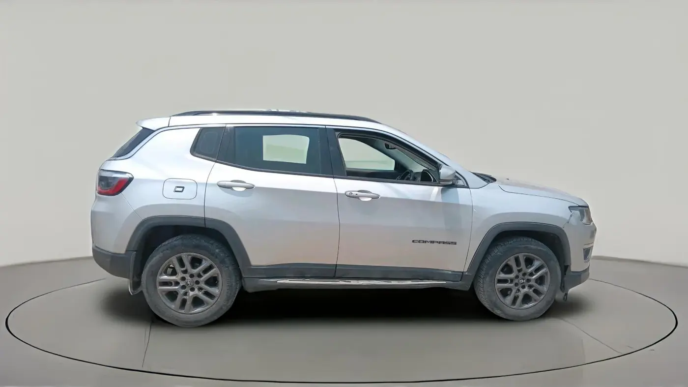 2017 Jeep Compass LIMITED 2.0 DIESEL 4X4, Diesel, Manual, 1,93,183 km, exterior