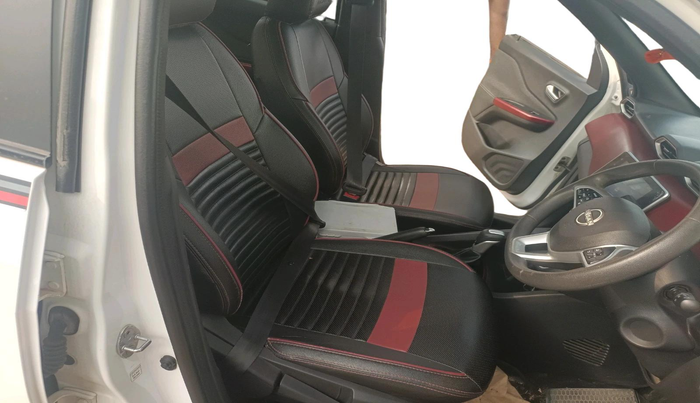 2022 Nissan MAGNITE XV TURBO CVT, Petrol, Automatic, 90,067 km, interior