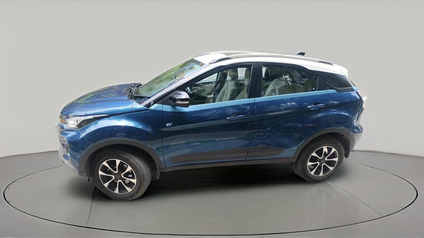 2020 Tata NEXON EV XZ PLUS LUX, Electric, Automatic, 31,455 km, exterior