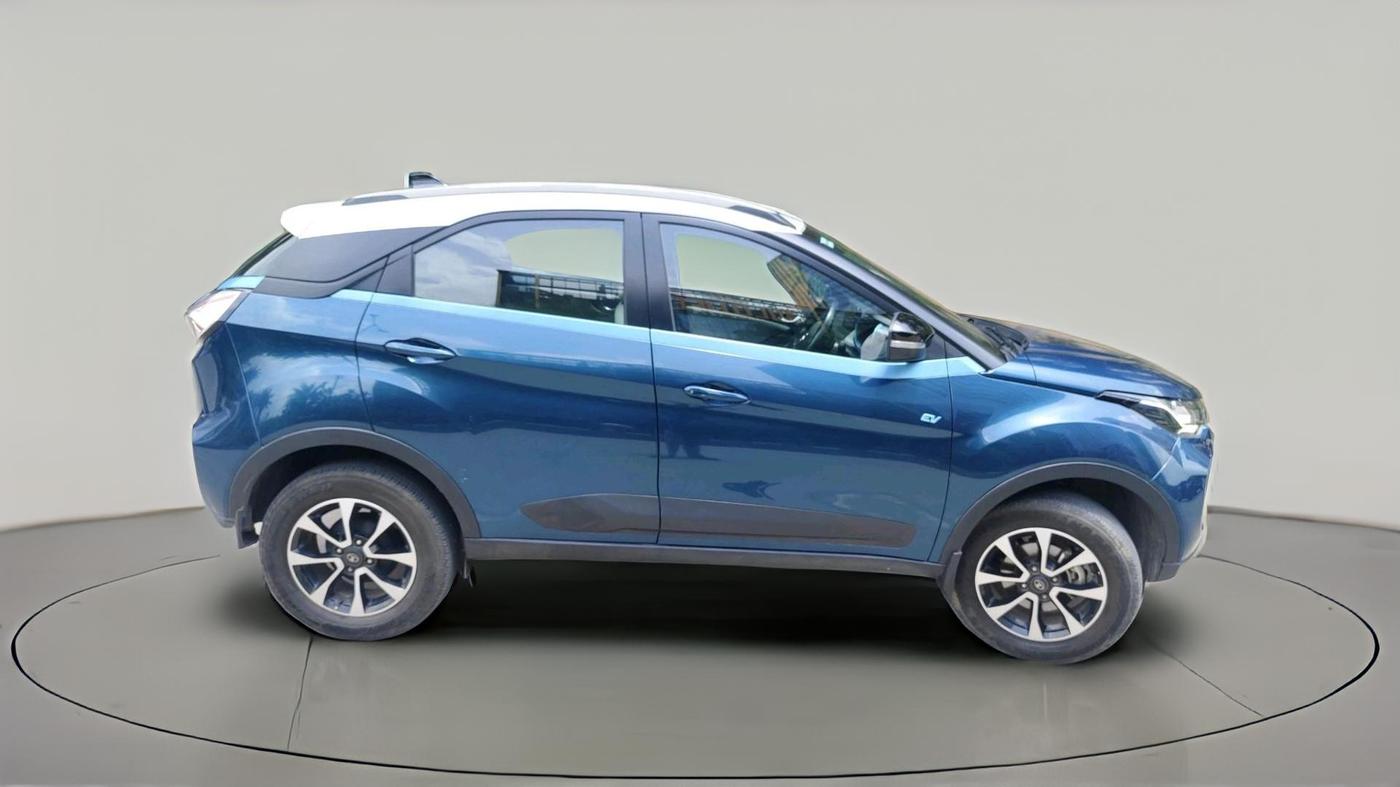 2020 Tata NEXON EV XZ PLUS LUX, Electric, Automatic, 31,455 km, exterior