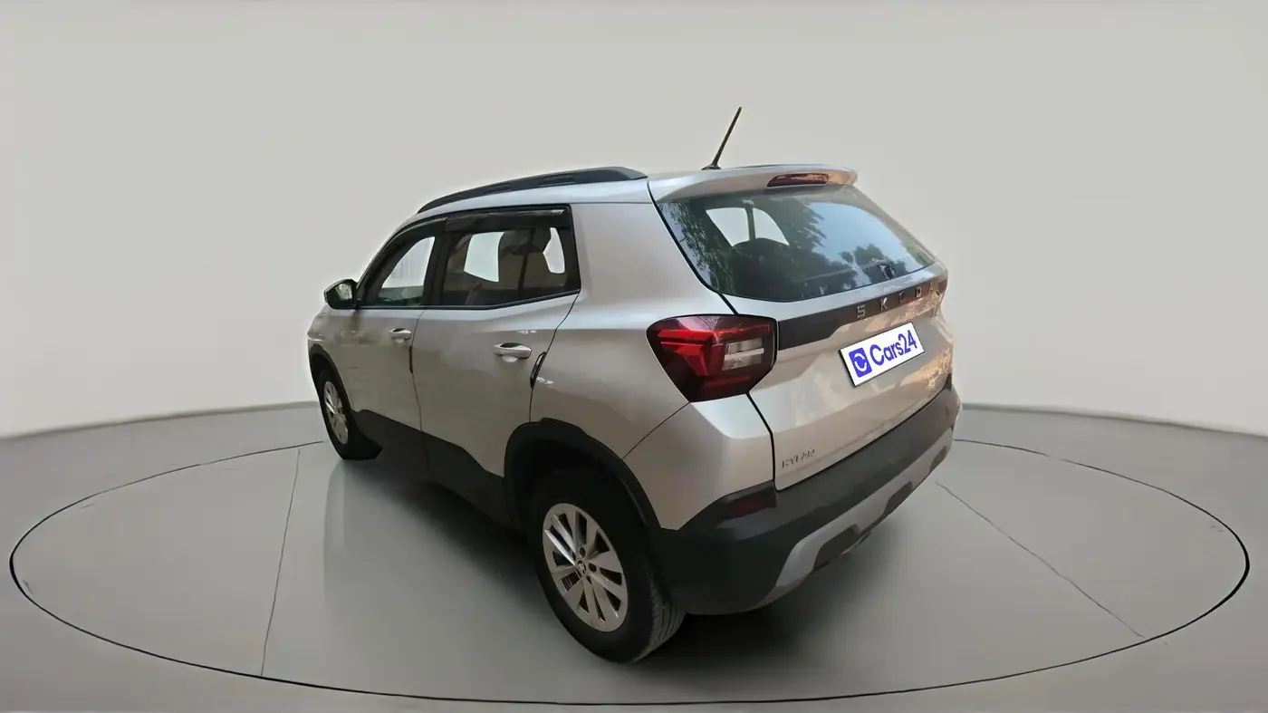 2025 Skoda Kylaq Signature, Petrol, Manual, 2,651 km, exterior