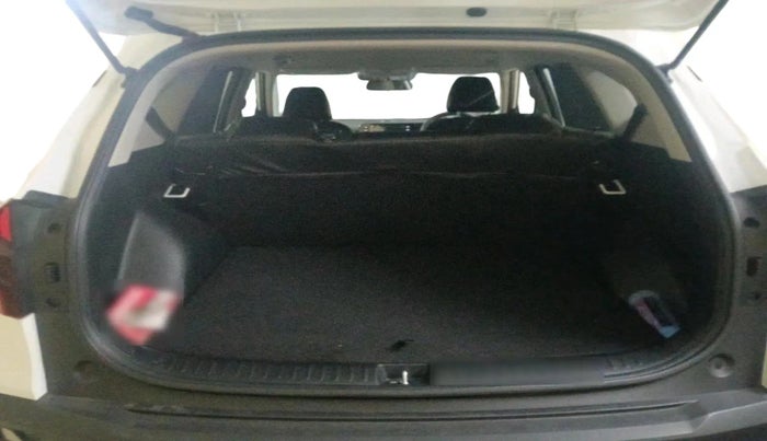 2025 KIA SELTOS  HTE 1.5 PETROL MT, Petrol, Manual, 1,033 km, exterior