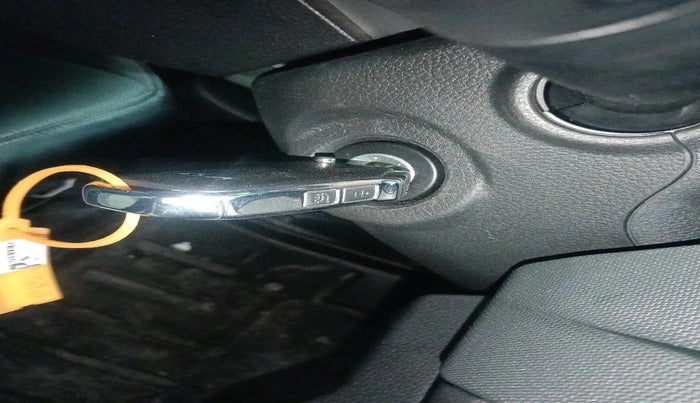 2025 KIA SELTOS  HTE 1.5 PETROL MT, Petrol, Manual, 1,033 km, interior