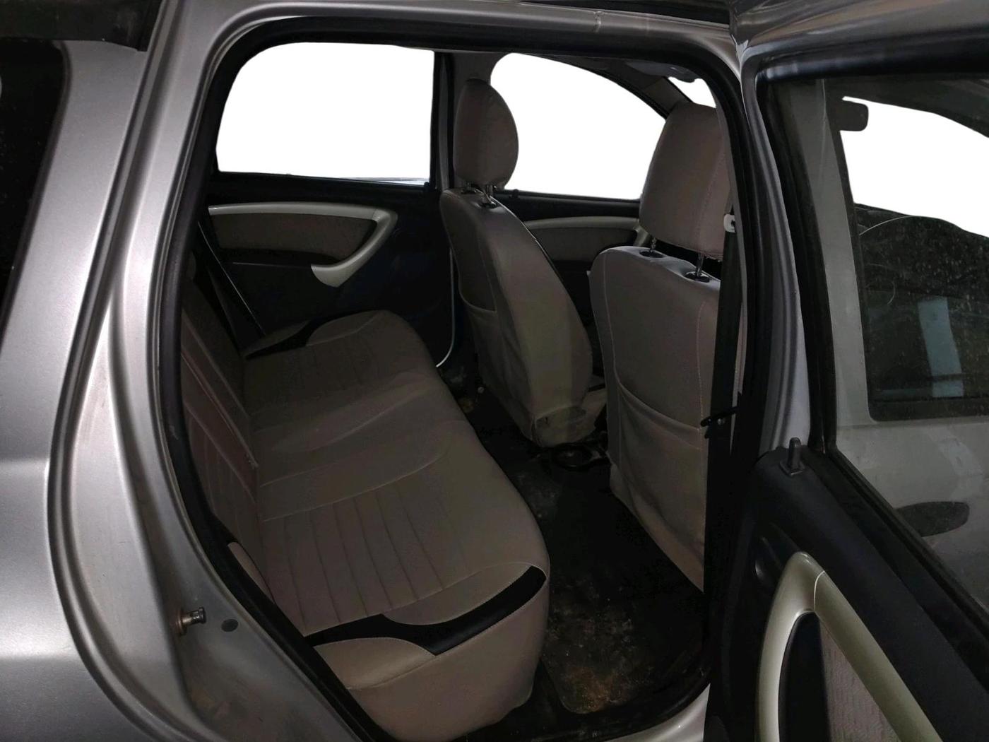 2013 Renault Duster 85 PS RXL DIESEL, Diesel, Manual, 1,07,219 km, interior