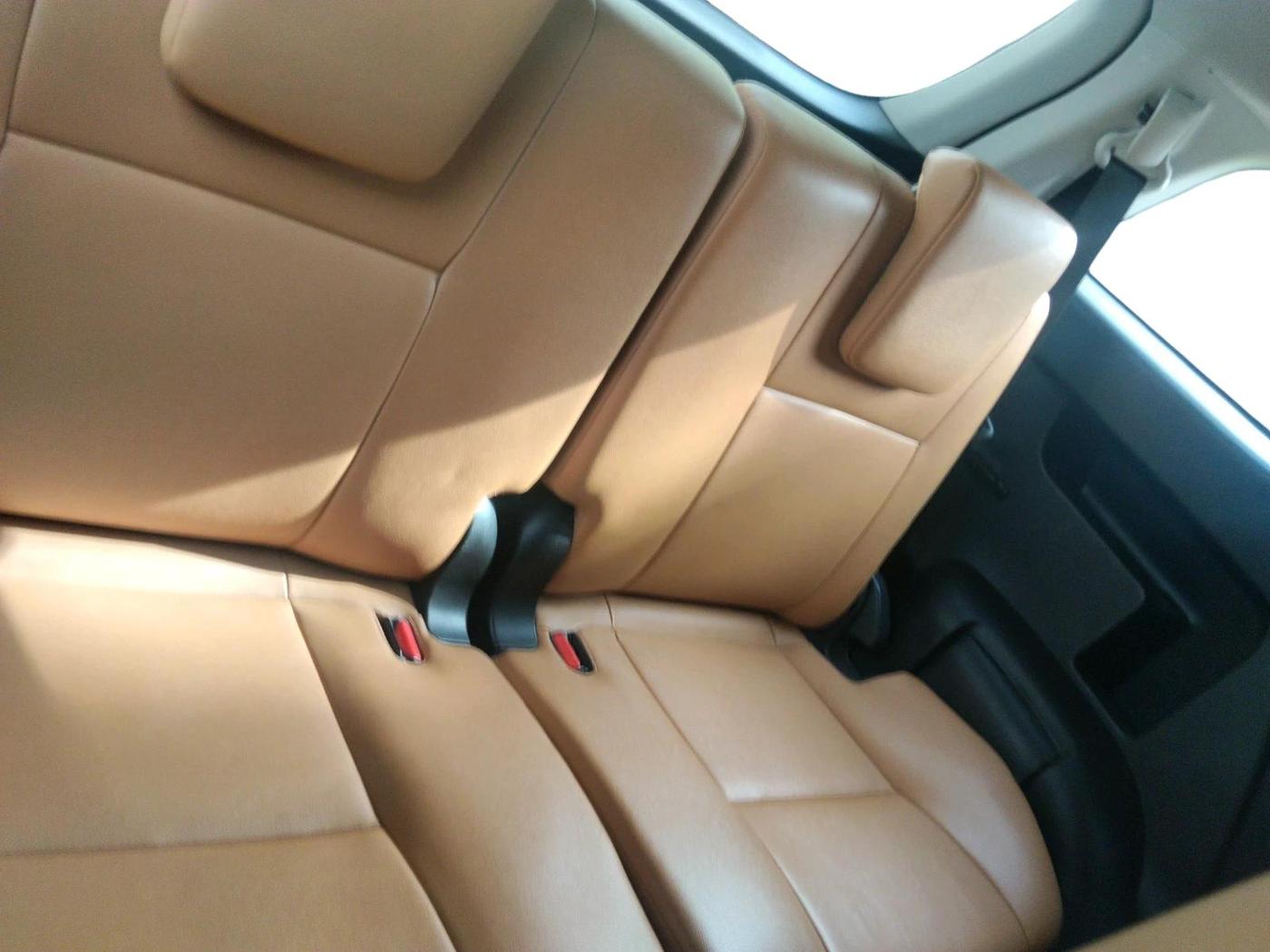 2022 Toyota Fortuner 4X2 AT 2.8 DIESEL, Diesel, Automatic, 49,823 km, interior