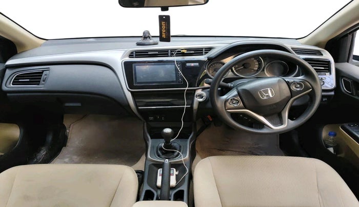2022 Honda City 1.5L I-VTEC V MT 4TH GEN, Petrol, Manual, 28,675 km, interior