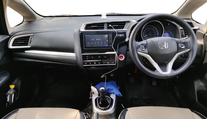 2020 Honda WR-V 1.5L I-DTEC VX MT, Diesel, Manual, 1,25,052 km, interior