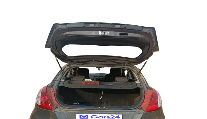 2016 Maruti Swift VXI, Petrol, Manual, 18,342 km, exterior