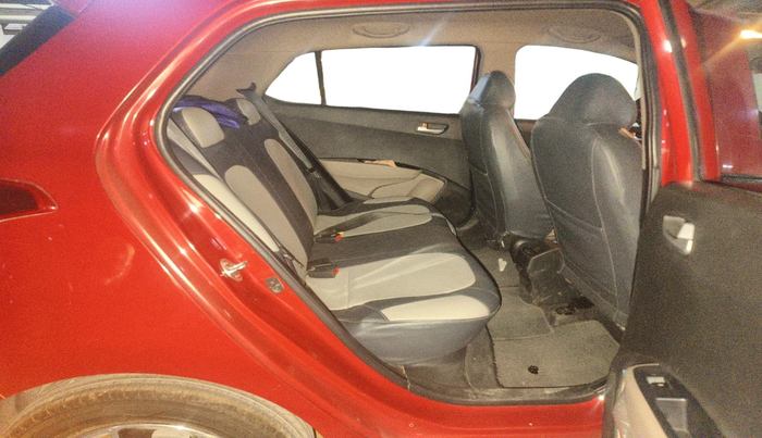 2017 Hyundai Grand i10 SPORTZ AT 1.2 KAPPA VTVT, Petrol, Automatic, 42,421 km, interior