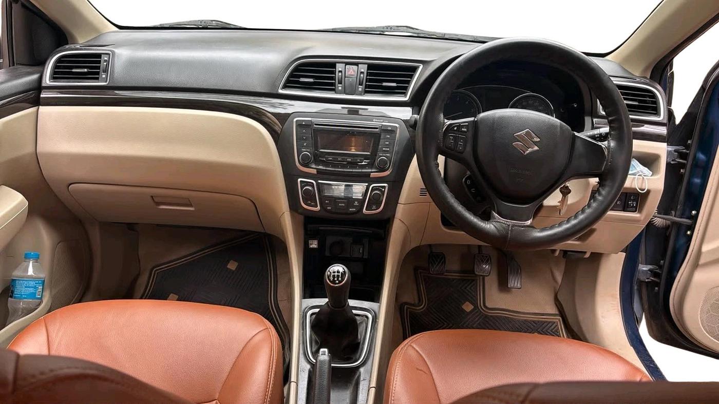 2017 Maruti Ciaz DELTA DIESEL 1.3, Diesel, Manual, 69,525 km, interior