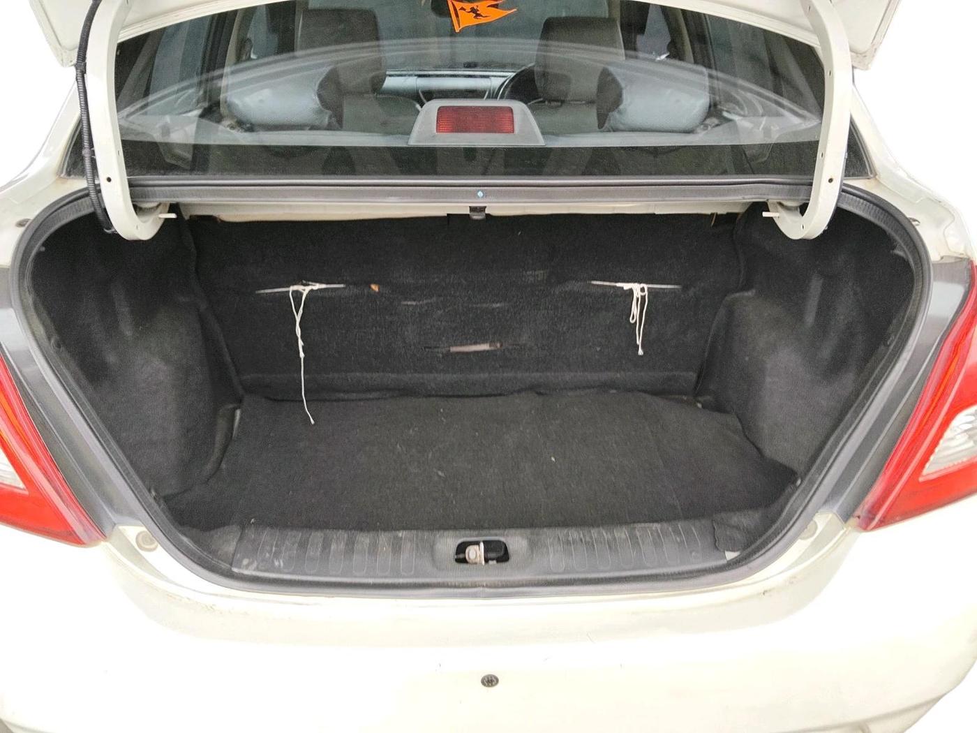 2014 Maruti Swift Dzire VDI, Diesel, Manual, 1,42,995 km, exterior