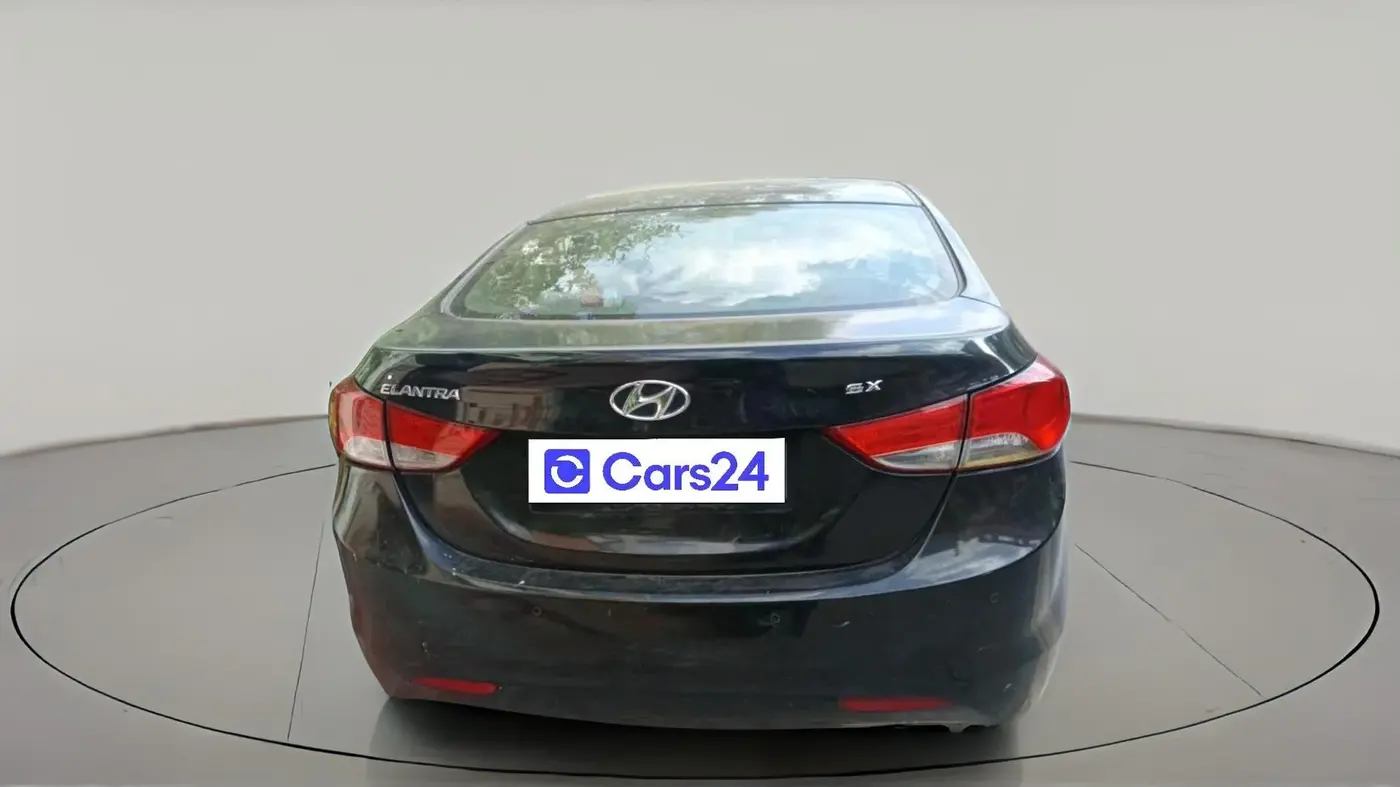 2013 Hyundai New Elantra 1.6 SX AT DIESEL, Diesel, Automatic, 1,47,393 km, exterior