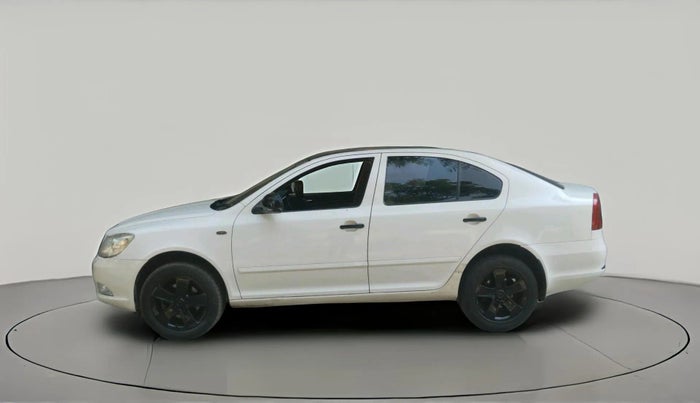 2011 Skoda Laura L&K 2.0 TDI AT, Diesel, Automatic, 1,48,216 km, exterior