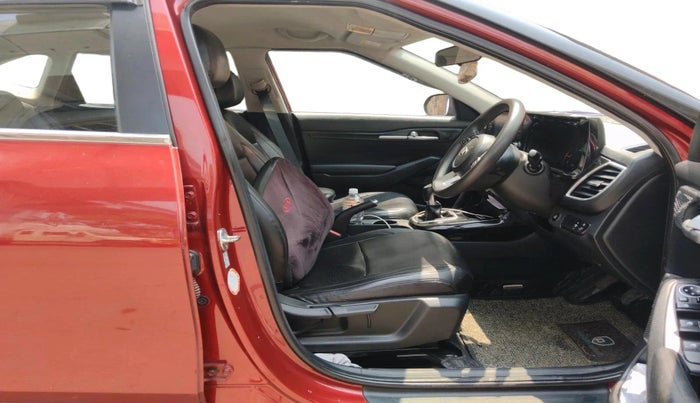 2020 KIA SELTOS HTK PLUS 1.5 DIESEL, Diesel, Manual, 1,17,456 km, interior