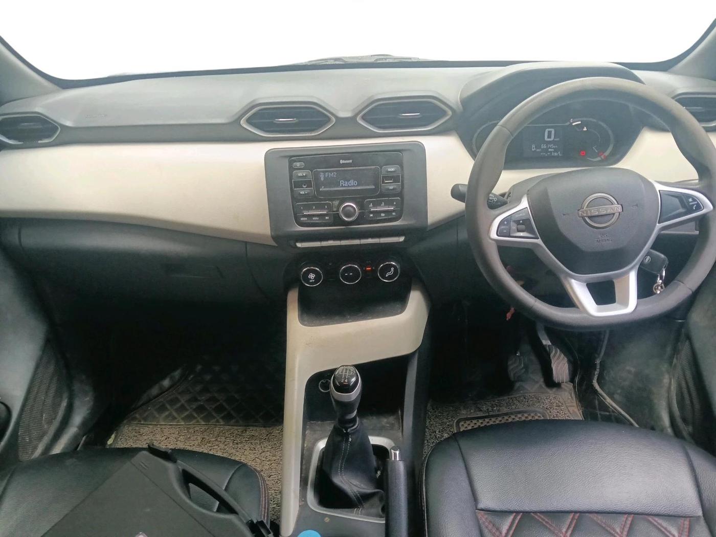 2022 Nissan MAGNITE XL, Petrol, Manual, 66,145 km, interior