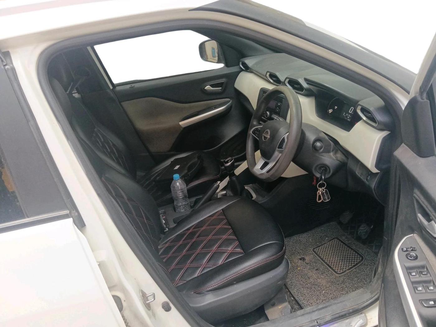 2022 Nissan MAGNITE XL, Petrol, Manual, 66,145 km, interior