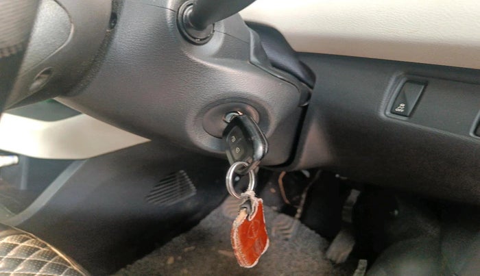 2021 Nissan MAGNITE XL TURBO, Petrol, Manual, 43,696 km, interior