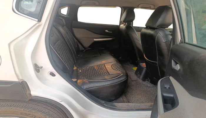 2021 Nissan MAGNITE XL TURBO, Petrol, Manual, 43,696 km, interior