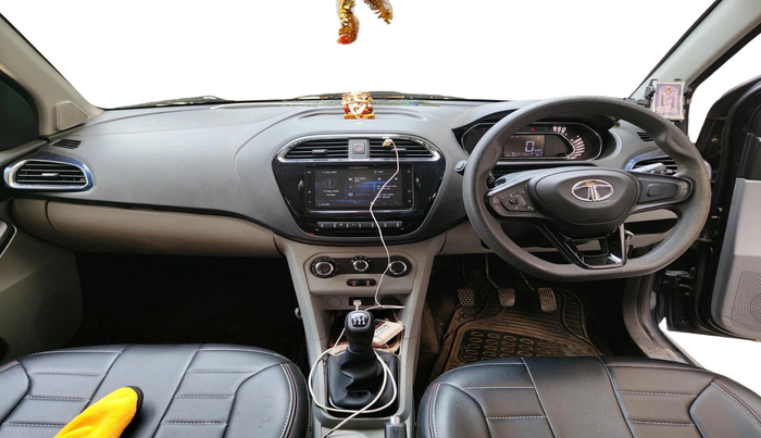 2022 Tata Tiago XZ PETROL, Petrol, Manual, 35,196 km, interior