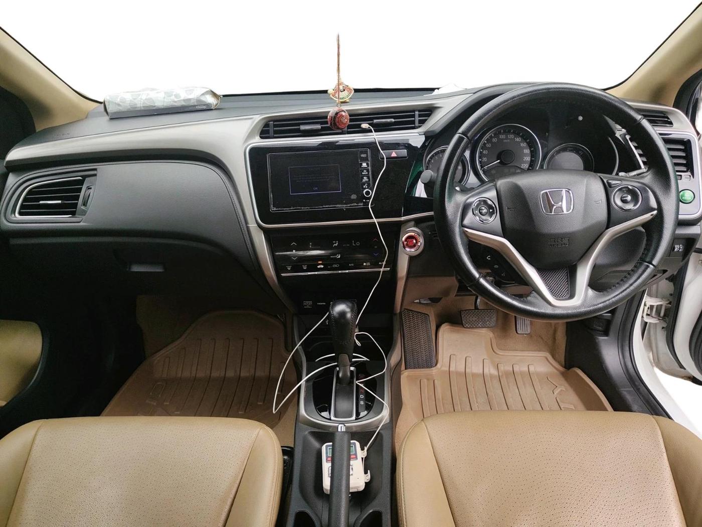 2017 Honda City 1.5L I-VTEC VX CVT, Petrol, Automatic, 38,689 km, interior