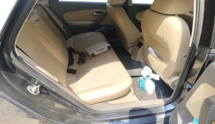 2015 Volkswagen Vento HIGHLINE 1.5 AT, Diesel, Automatic, 1,03,900 km, interior