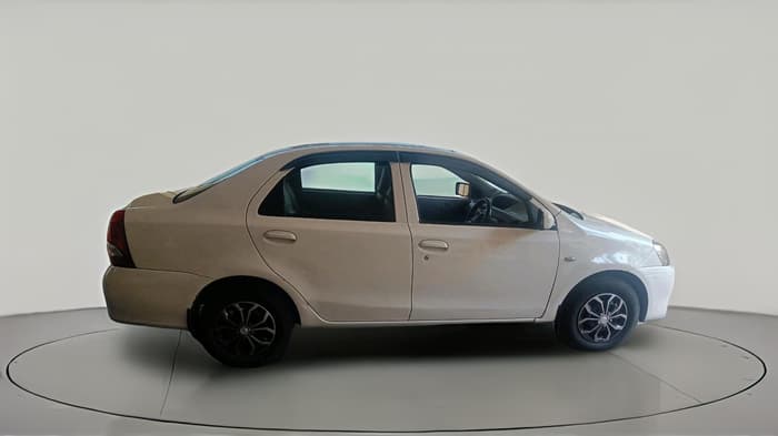 2018 Toyota Etios GD, Diesel, Manual, 2,49,307 km, exterior