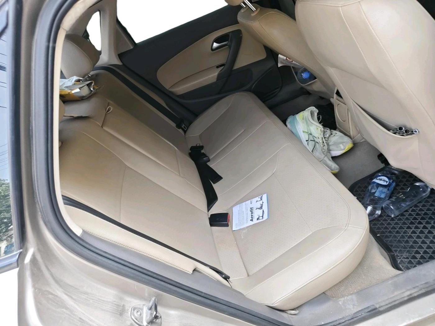 2016 Volkswagen Vento HIGHLINE 1.5 AT, Diesel, Automatic, 1,65,113 km, interior
