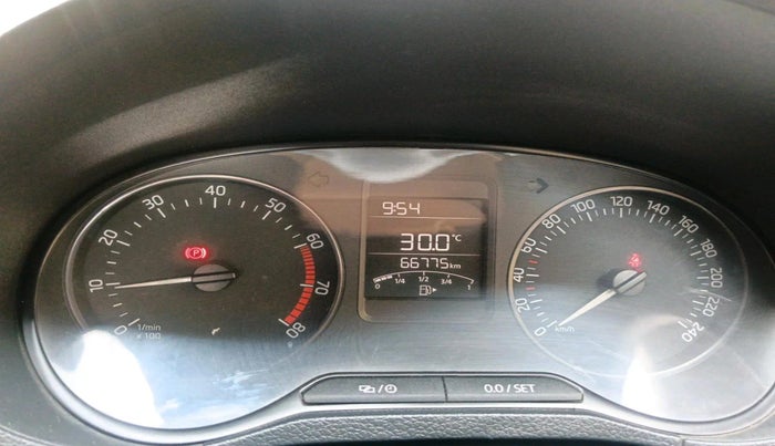 2019 Skoda Rapid 1.6 MPI ACTIVE, Petrol, Manual, 66,775 km, interior