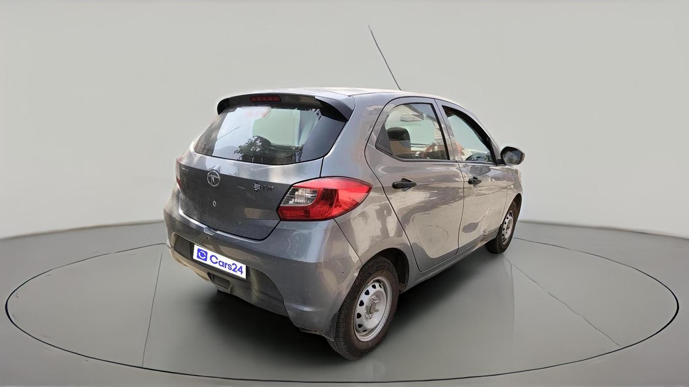 2018 Tata Tiago XM PETROL, Petrol, Manual, 1,34,000 km, exterior
