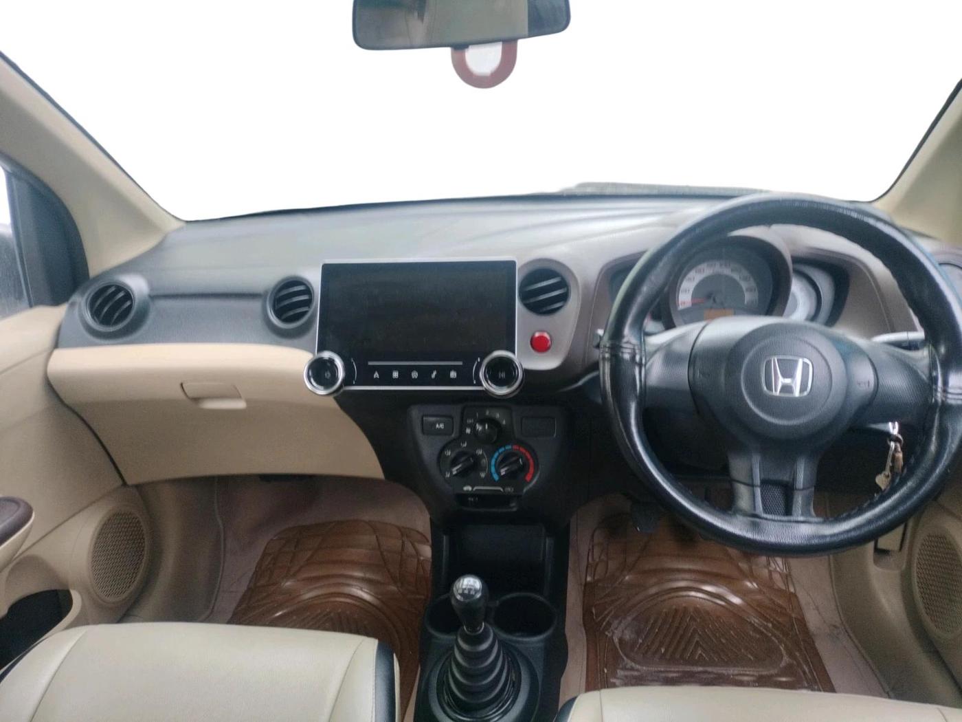 2013 Honda Brio E MT, Petrol, Manual, 75,693 km, interior
