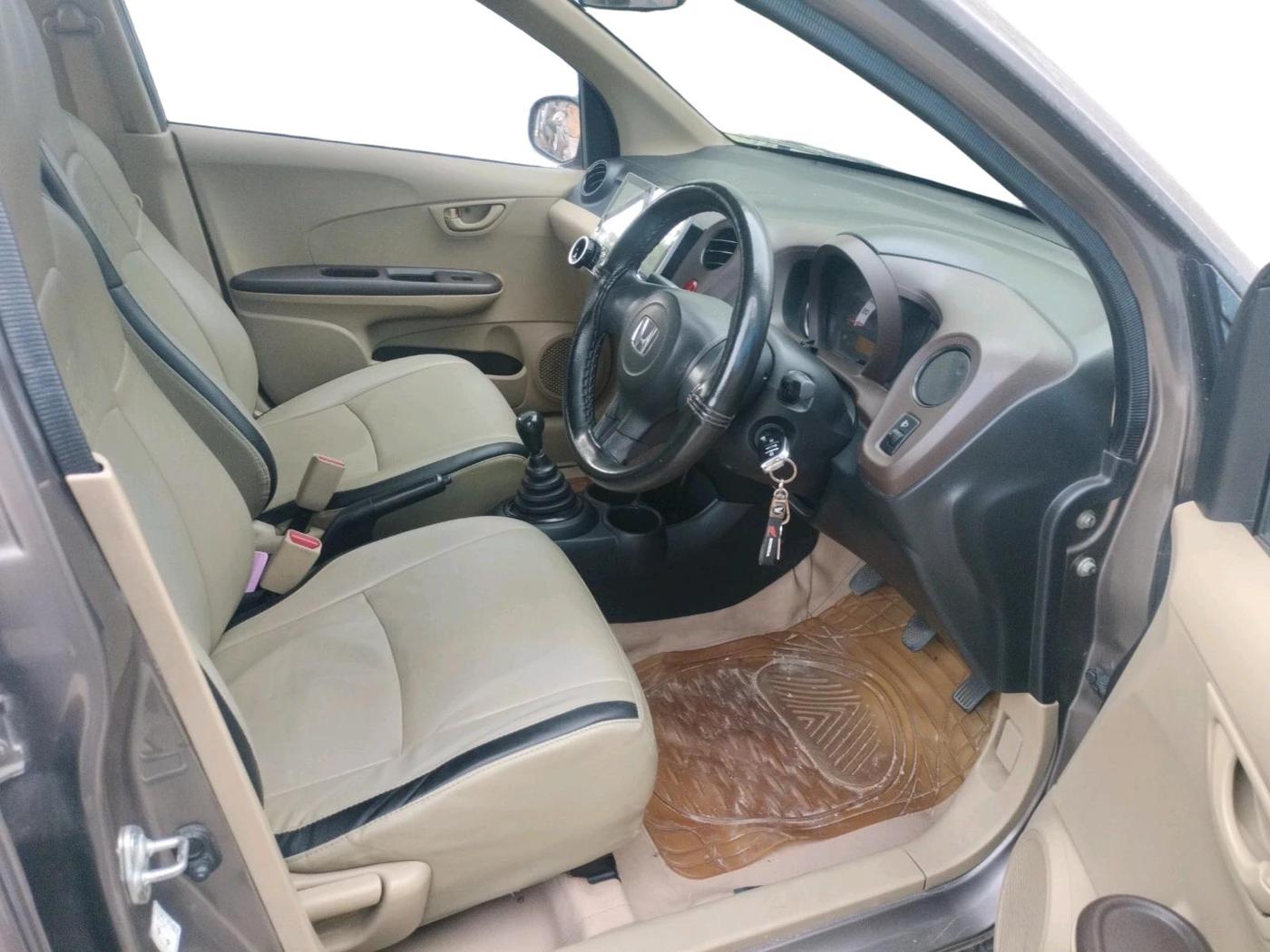 2013 Honda Brio E MT, Petrol, Manual, 75,693 km, interior