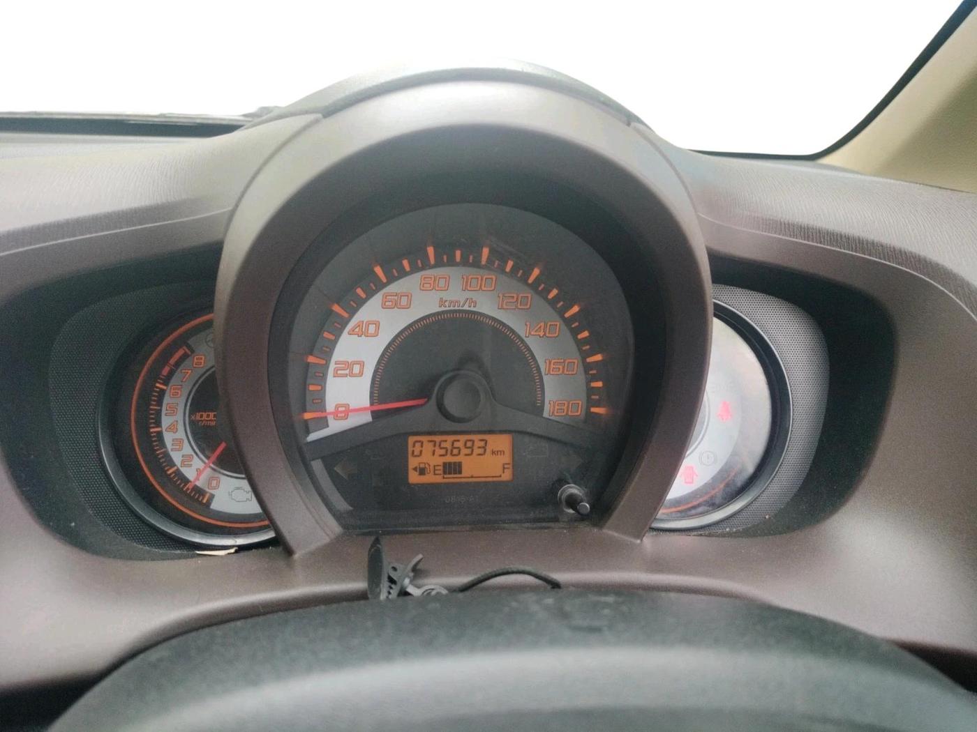 2013 Honda Brio E MT, Petrol, Manual, 75,693 km, interior
