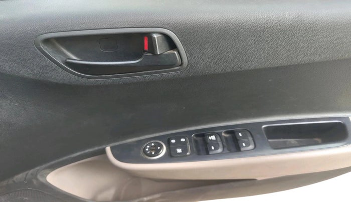 2019 Hyundai Grand i10 MAGNA 1.2 KAPPA VTVT, Petrol, Manual, 59,494 km, interior