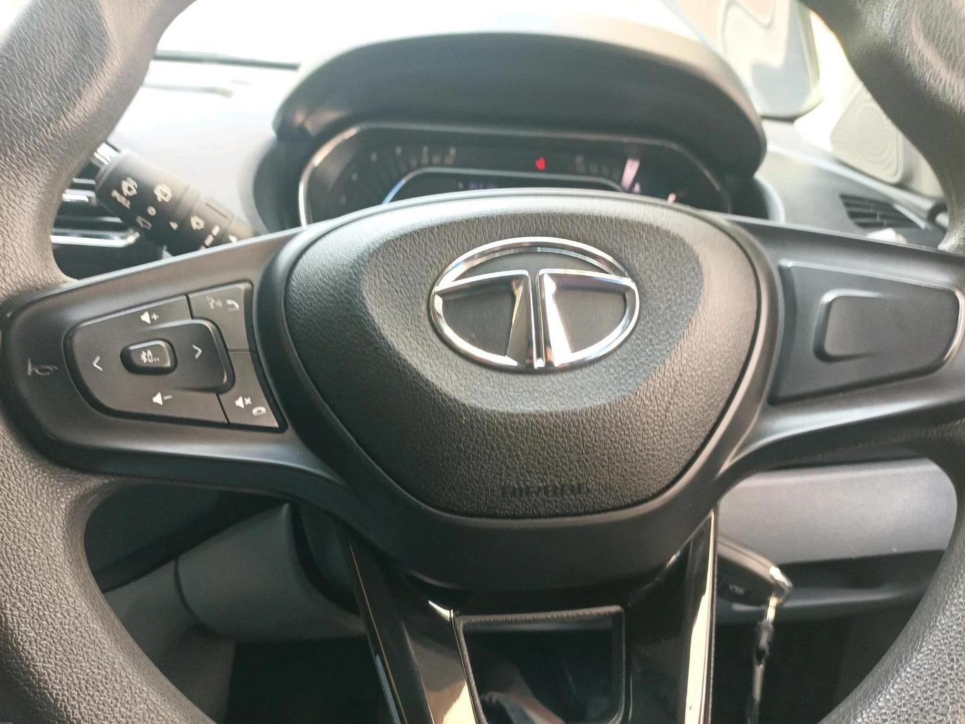 2021 Tata Tiago XZ PLUS PETROL, Petrol, Manual, 61,401 km, interior