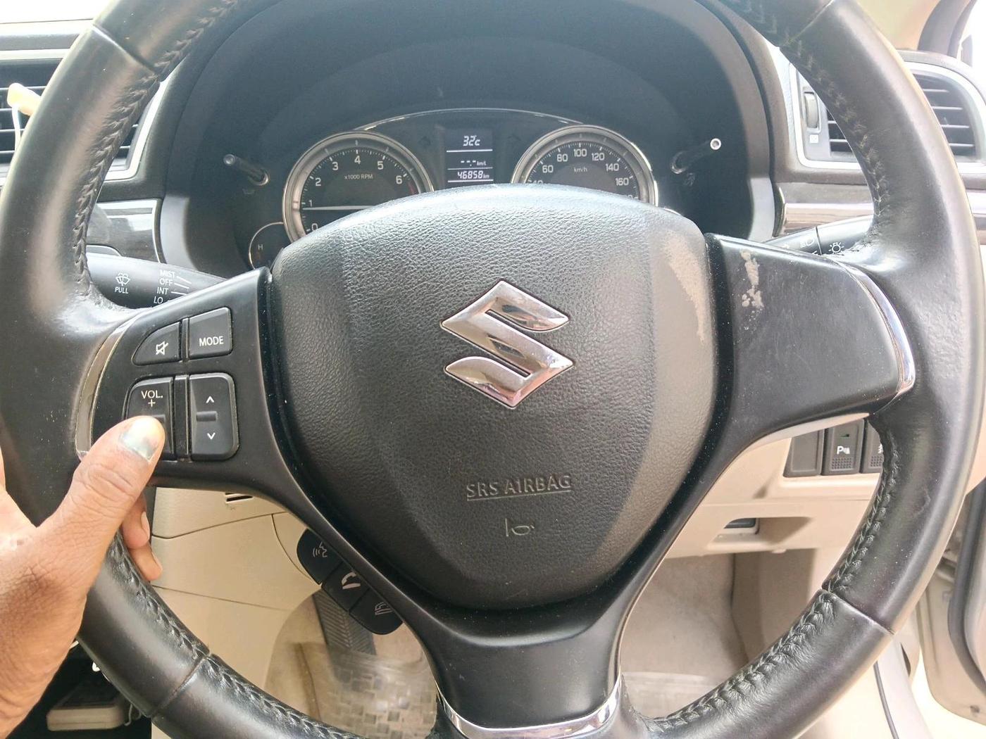 2015 Maruti Ciaz ZXI+, Petrol, Manual, 46,860 km, interior