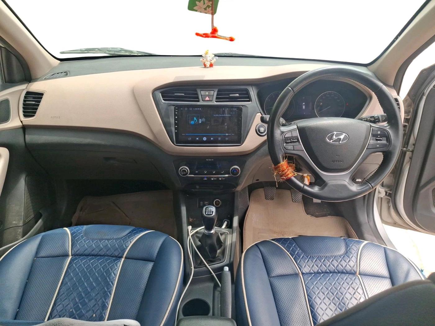 2016 Hyundai Elite i20 ASTA 1.2 (O), Petrol, Manual, 58,781 km, interior