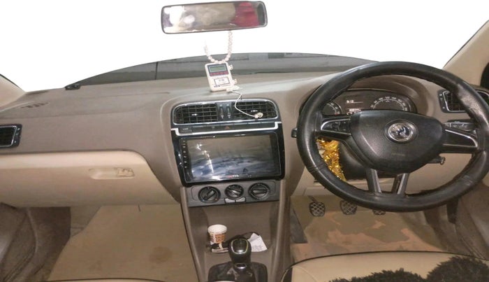 2015 Skoda Rapid 1.5 TDI CR AMBITION WITH ALLOY, Diesel, Manual, 2,09,444 km, interior