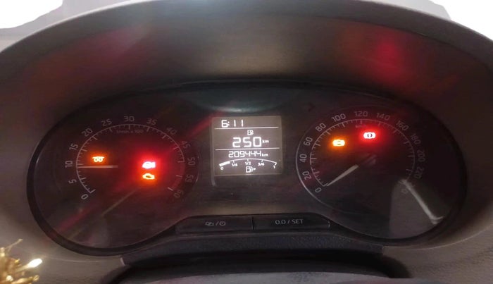 2015 Skoda Rapid 1.5 TDI CR AMBITION WITH ALLOY, Diesel, Manual, 2,09,444 km, interior