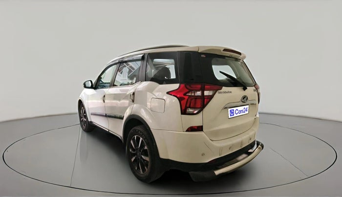 2018 Mahindra XUV500 W11 AT, Diesel, Automatic, 75,989 km, exterior